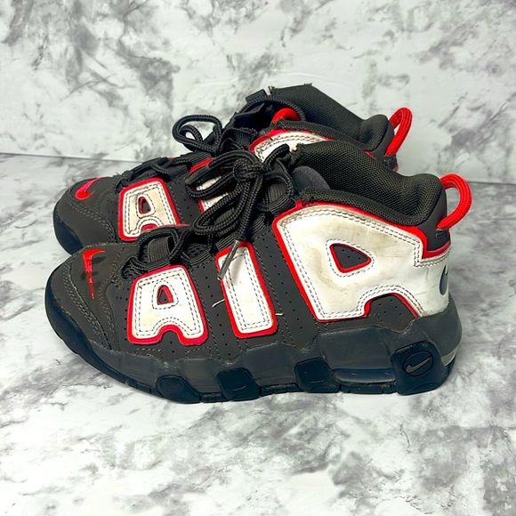 Nike Air Tempo and sneaker lot - Picture 2 of 9